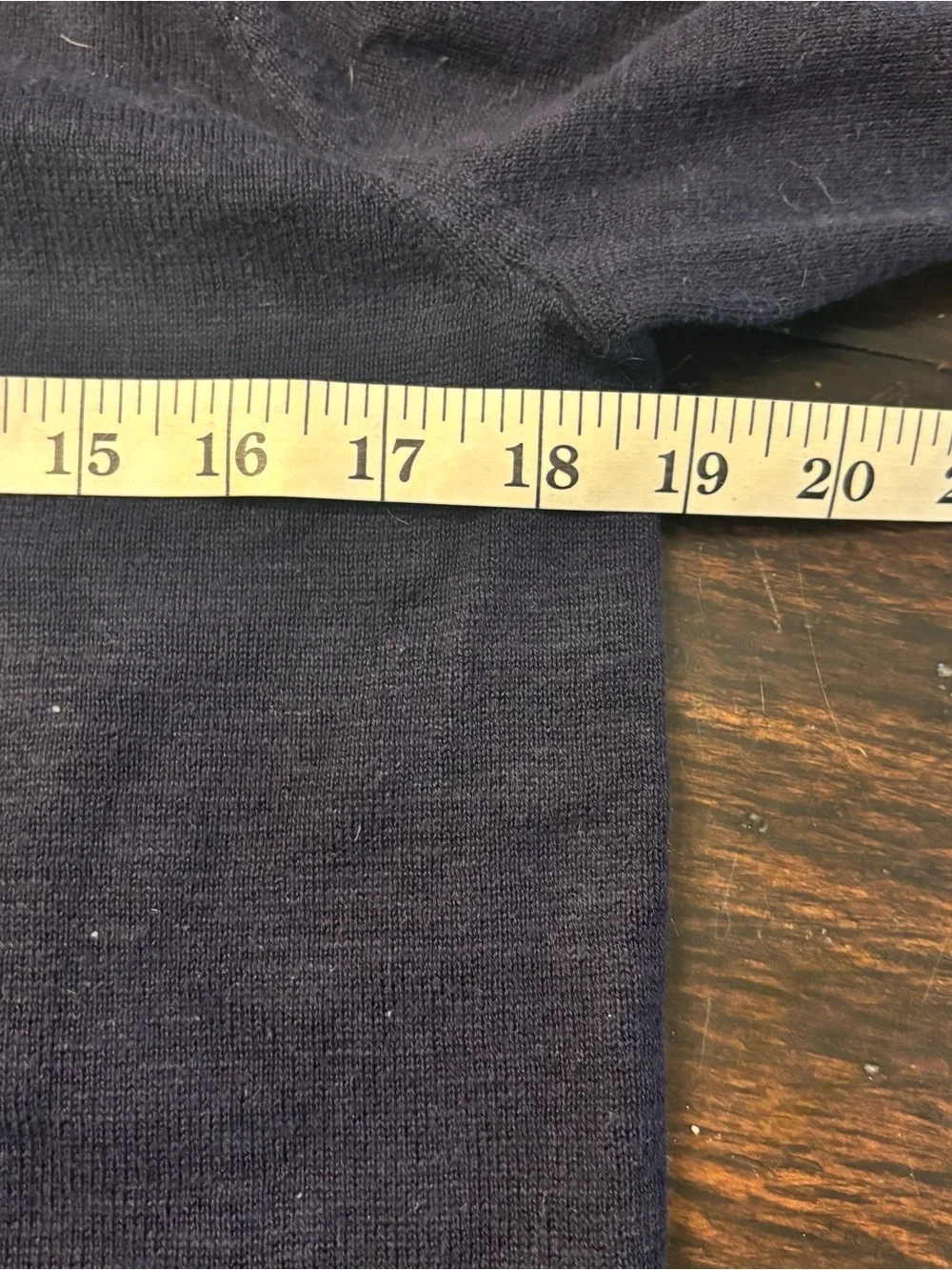 J. Crew Men's V-Neck Sweater in Navy size small